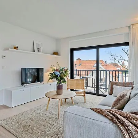 Huswell - Renovated By The In Apartment Knokke-Heist