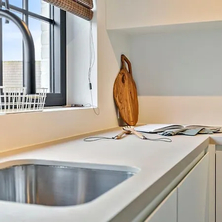 Huswell - Renovated By The In