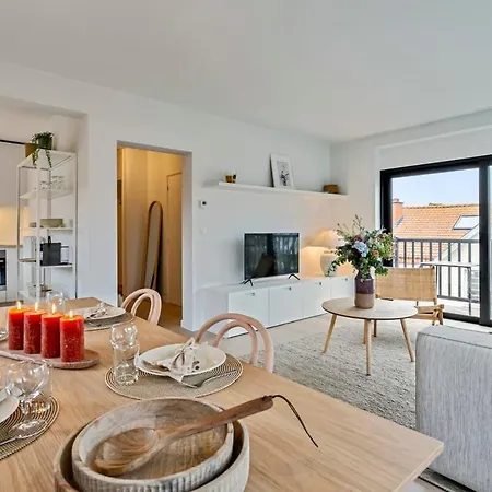 Huswell - Renovated By The In Apartment Knokke-Heist
